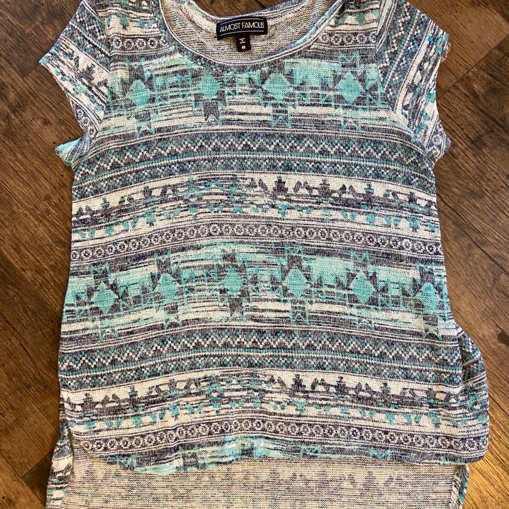 💥4/$14 Hi lo top